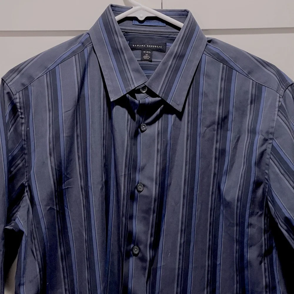 Banana Republic Men Dress Casual Blue & Grey Striped Button Down Shirt, sz M